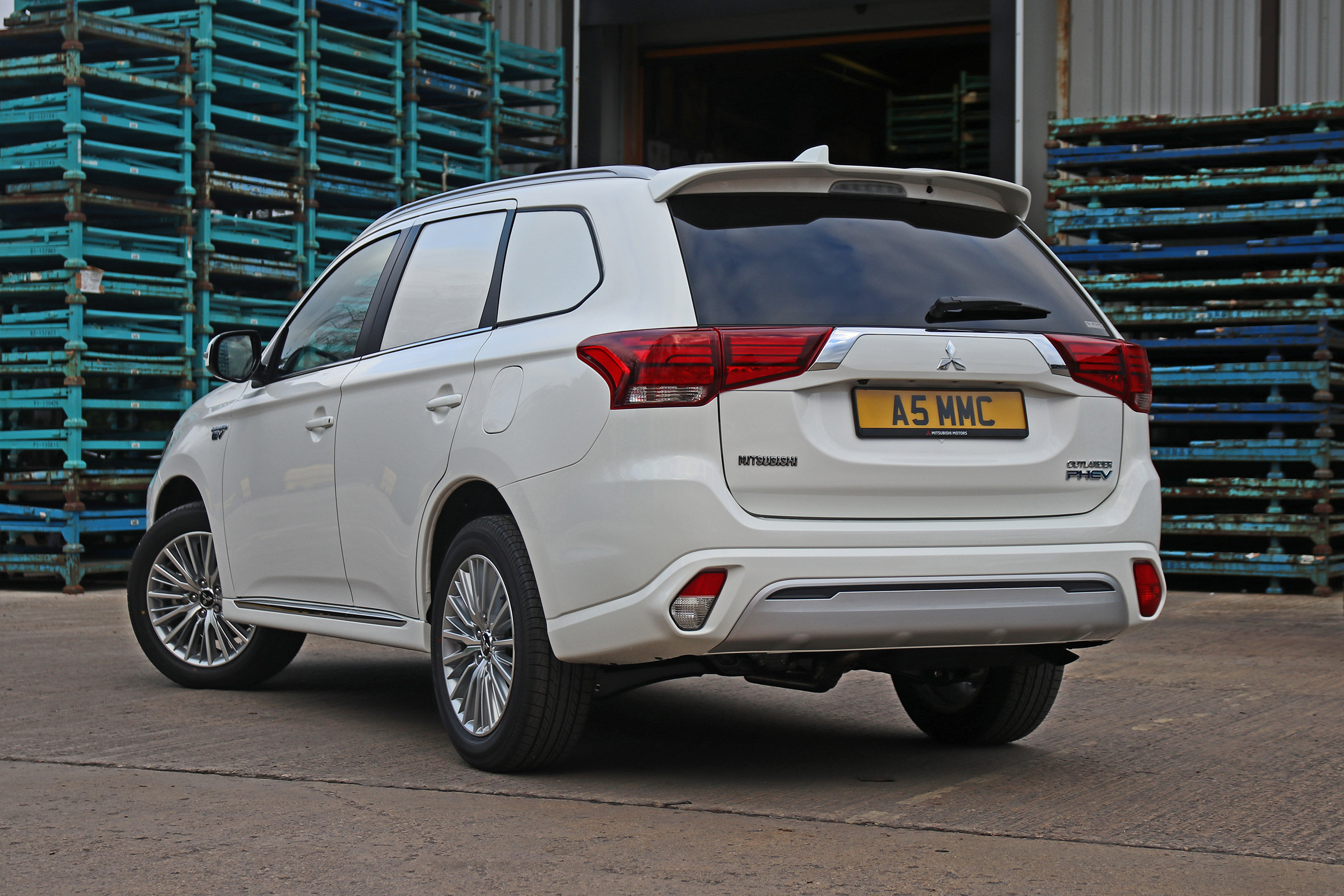 Mitsubishi Outlander Phev Commercial Range Mpg Co Charging