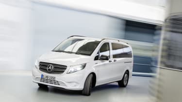 Der neue Mercedes-Benz eVito Tourer (Stromverbrauch kombiniert: 26,2 kWh/100 km; CO2-Emissionen kombiniert: 0 g/km) – Exterieur // The new Mercedes-Benz eVito Tourer (combined power consumpti