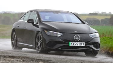 Mercedes EQE - front dynamic