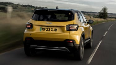 2023 Jeep Avenger - rear tracking
