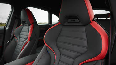 BMW i4 M50 - front seats