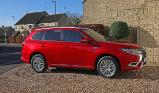 Mitsubishi Outlander PHEV