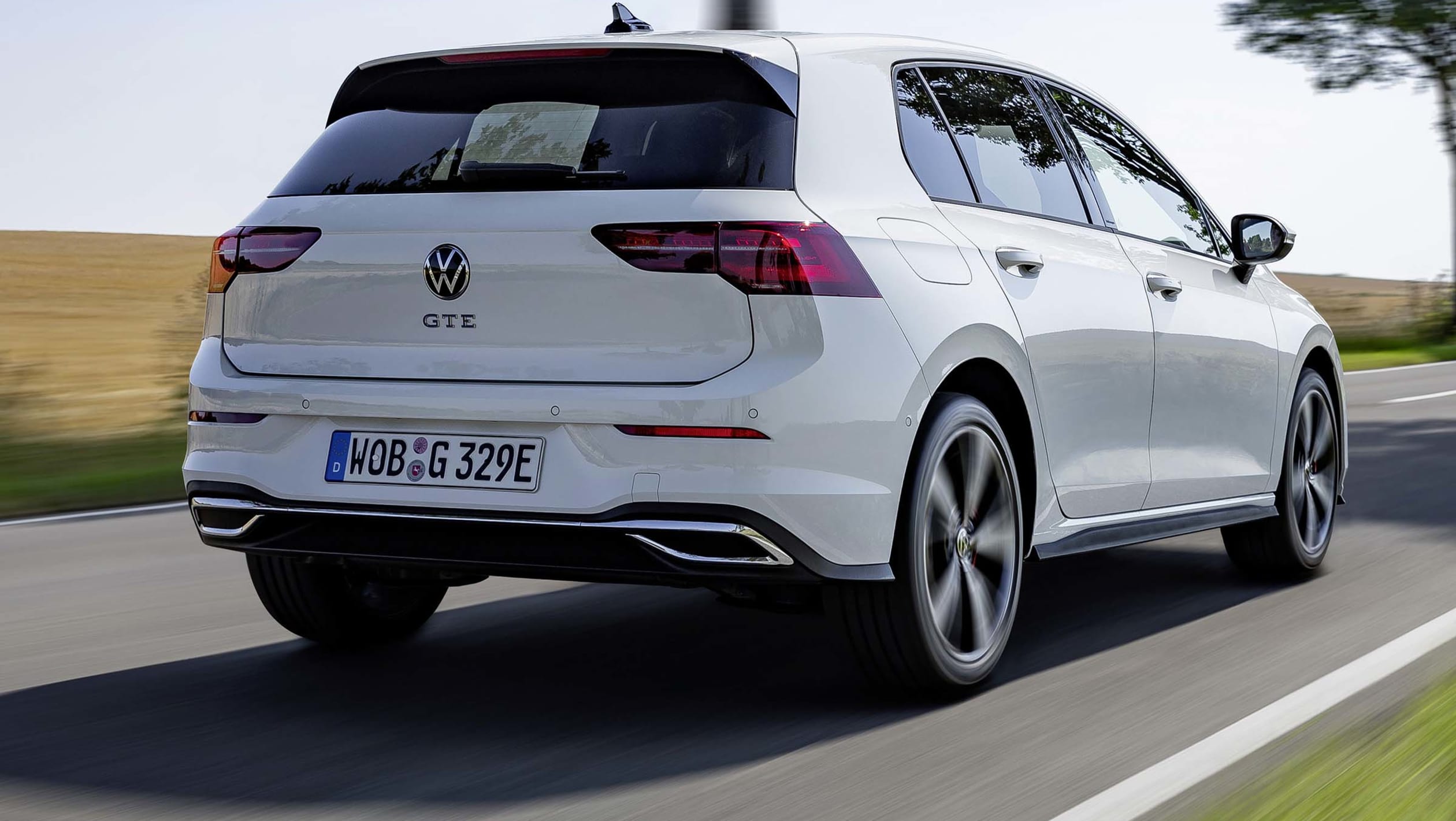 Volkswagen Golf Gte Plug In Hybrid Review Pictures Drivingelectric