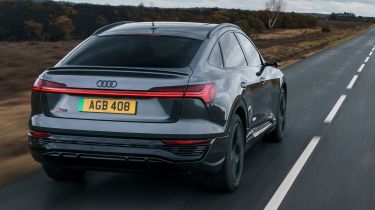 Audi Q8 Sportback e-tron - rear tracking