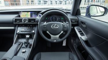 Lexus IS 300h