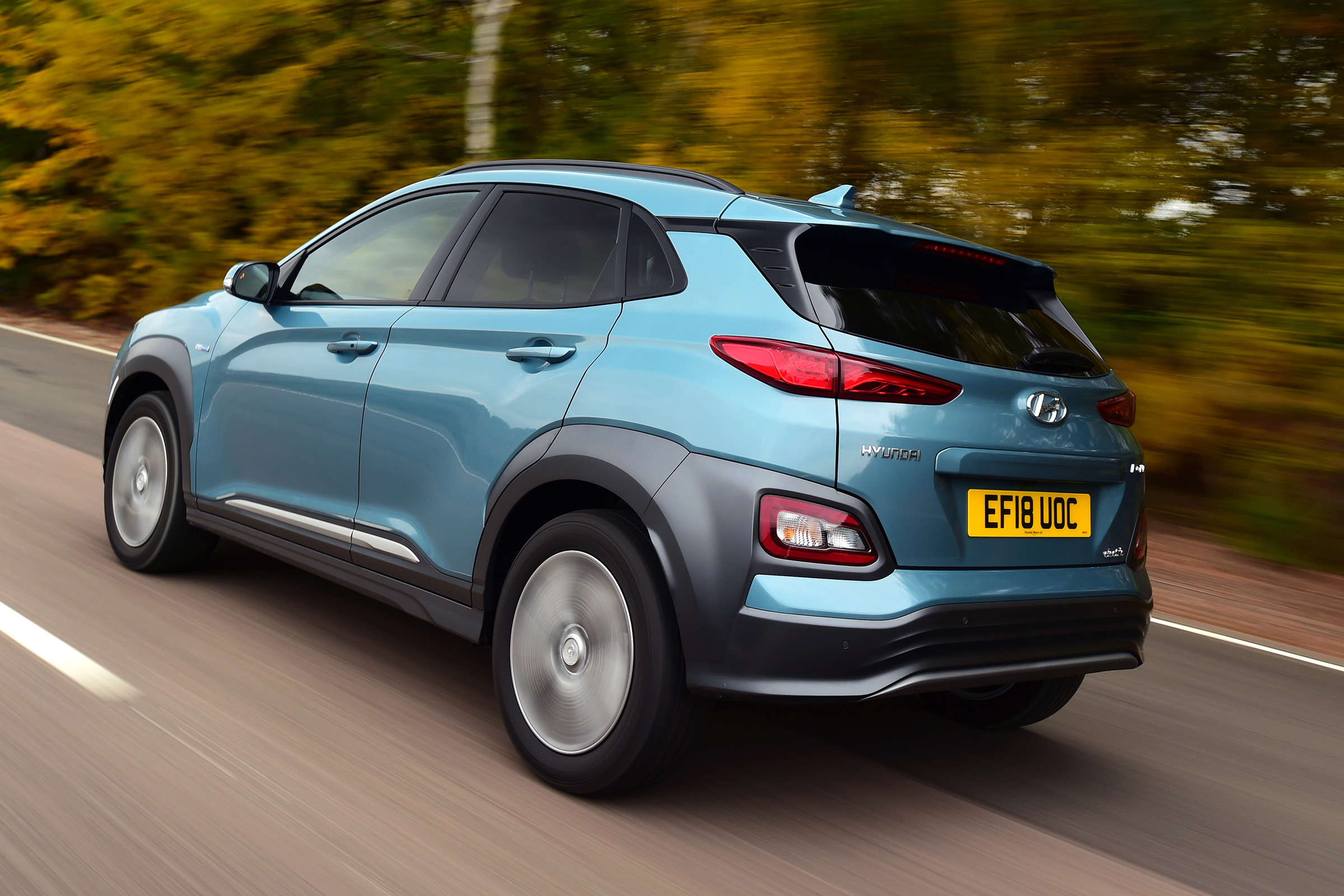 Comparison of the Hyundai Kona Electric and the Nissan Leaf