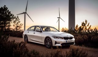 BMW 330e
