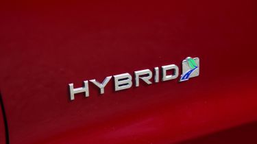 Ford Mondeo Hybrid badge