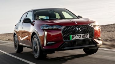 2023 DS 3 E-Tense - front tracking