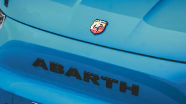 Abarth 500e - logo