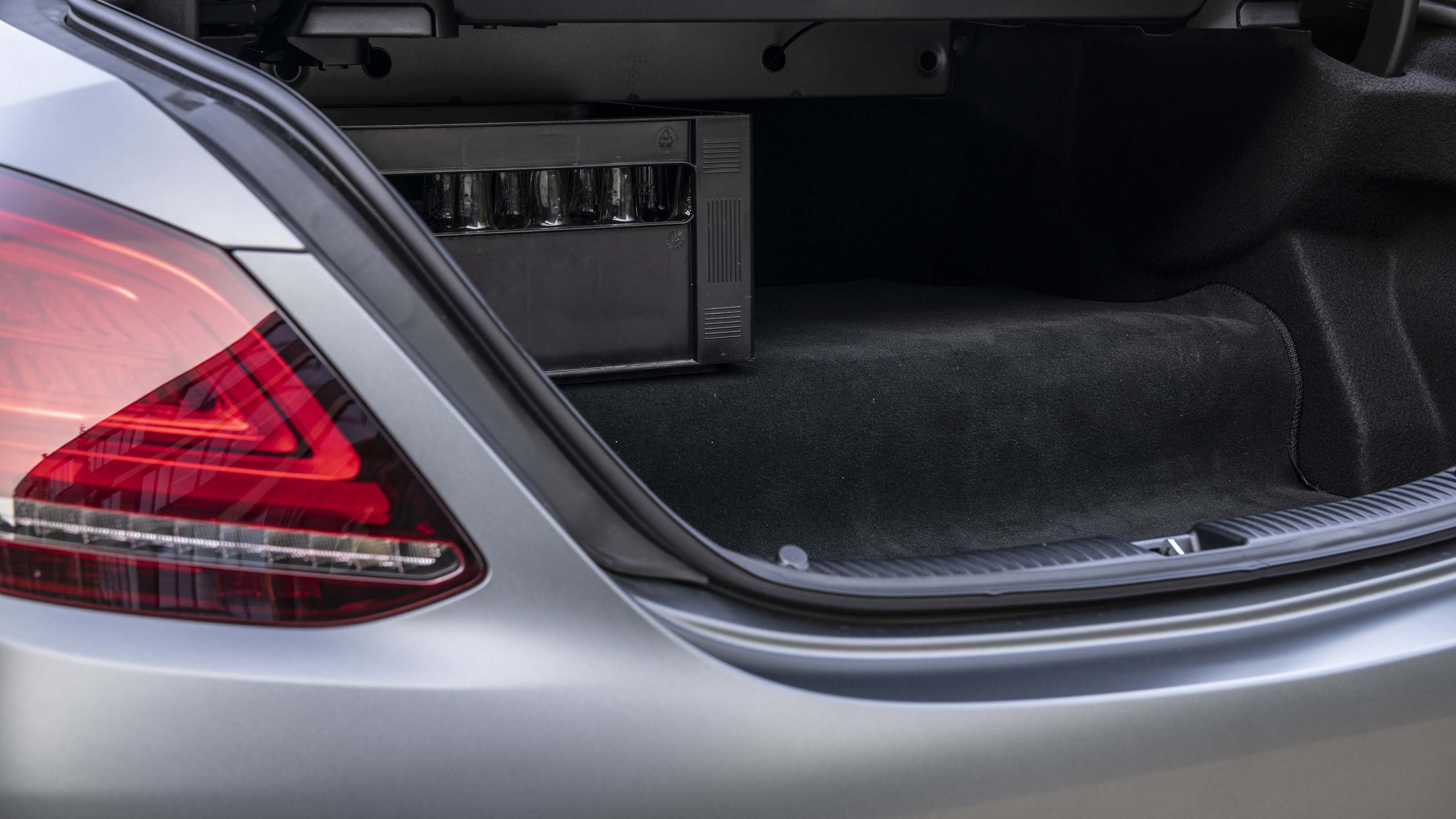 Mercedes C Class Hybrid Saloon Review Pictures Drivingelectric