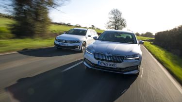 Skoda Superb vs VW Passat