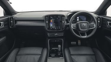 Volvo XC40 P8