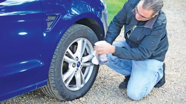 Alloy wheel cleaning