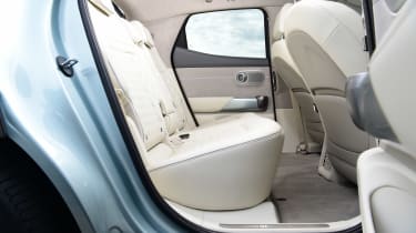 Genesis GV60 - back seats