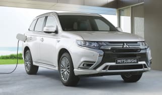 Mitsubishi Outlander PHEV charging