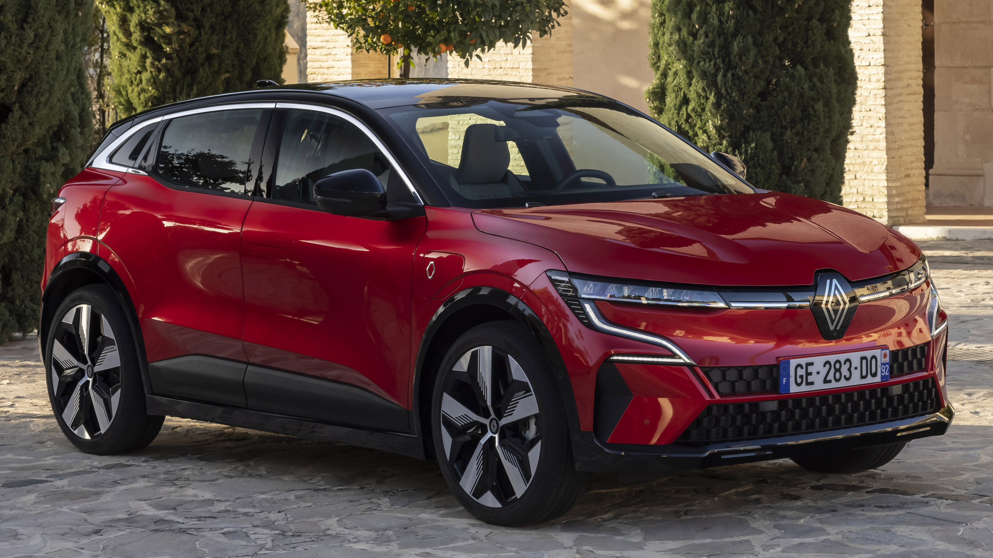 New Renault E-TECH Electric: details and prices |