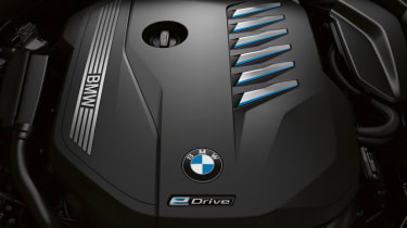 BMW 7 Series PHEV prototype drive engine cover