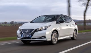 Nissan Leaf LEAF10