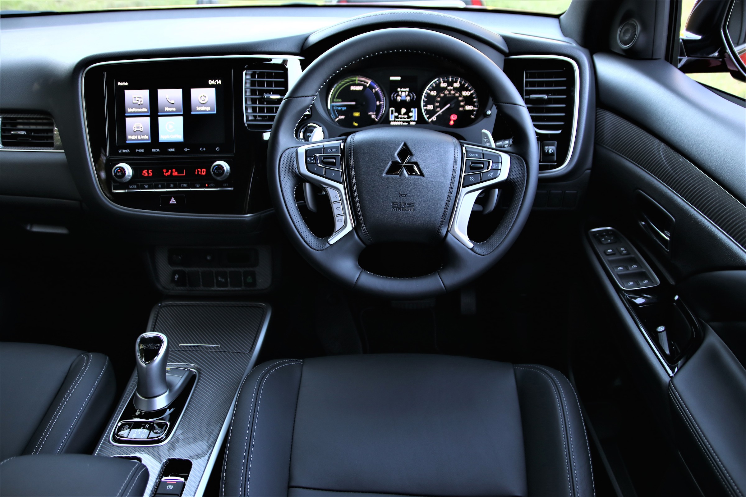 Mitsubishi Outlander PHEV interior & comfort DrivingElectric
