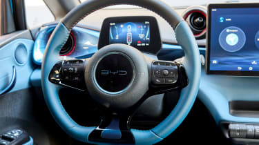 BYD Dolphin - dials