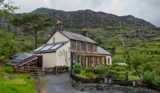 72 POINT LTDElectric car charging points at Bryn Elltyd Eco Guesthouse, Blaenau Ffestiniog, Wales, 17.6.2019