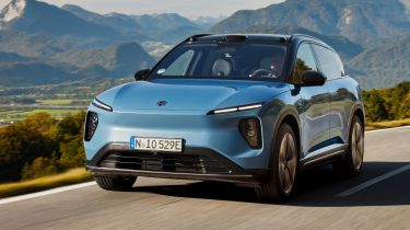 Nio EL6 - front dynamic