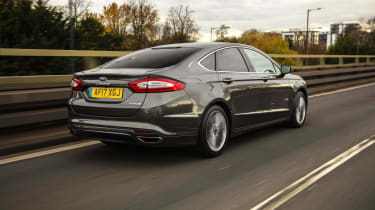 Ford Mondeo Hybrid
