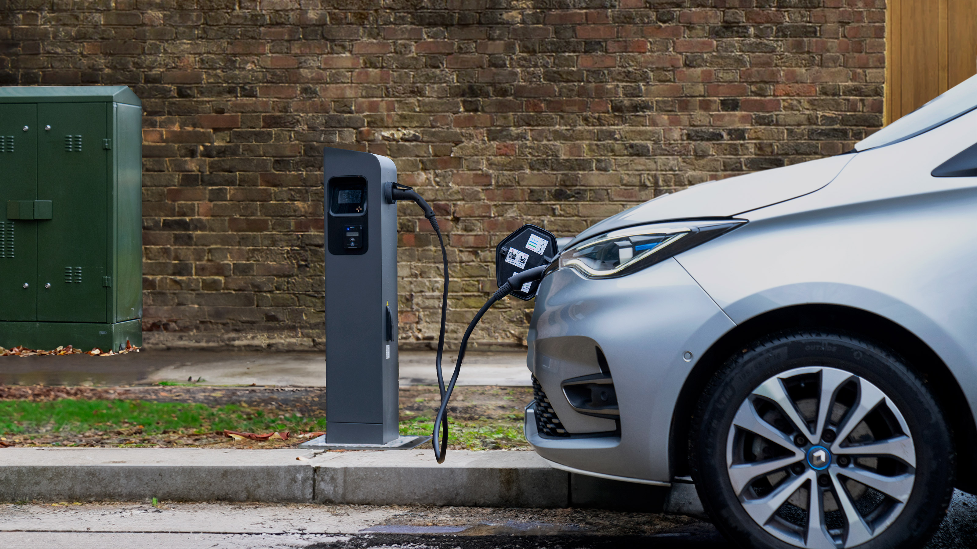 Wallbox Pulsar Max 7kw EV Charge Point, Tethered Charger - Type 2 – EV  Chargers Direct