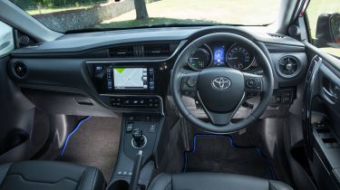 Toyota auris 2024 hybrid 2019