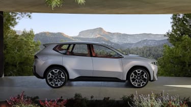 BMW Neue Klasse X Concept - side