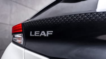Nissan Leaf LEAF10