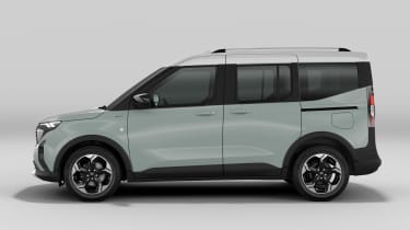 New 2024 Ford E-Tourneo Courier side