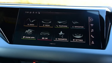 Audi e-tron GT - touchscreen