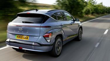 Hyundai Kona Electric - rear tracking