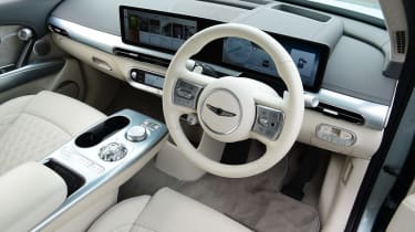Genesis GV60 - interior