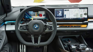 BMW i5 - iDrive