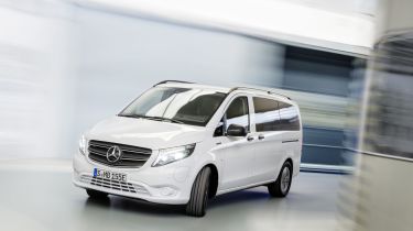 Mercedes vito electric taxi hot sale 2018