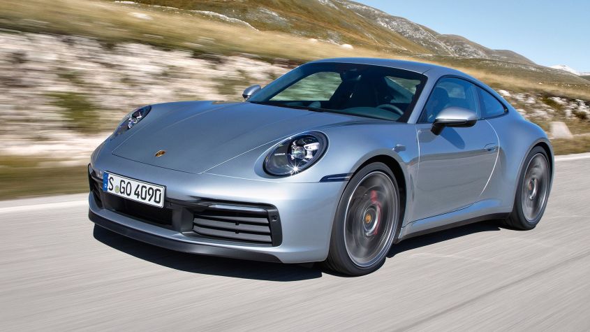 Porsche 911 hybrid set for 2023 launch | DrivingElectric