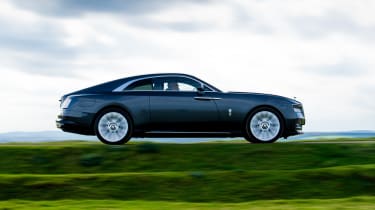 Rolls-Royce Spectre Review - side action