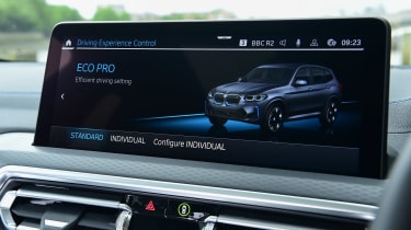 BMW iX3 - drive modes