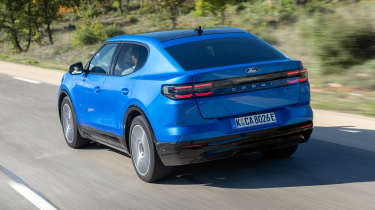 Ford Capri - rear tracking