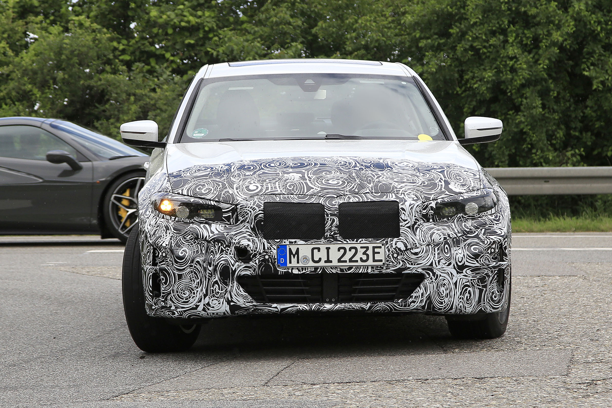 BMW 3 Series electric details and pictures pictures DrivingElectric