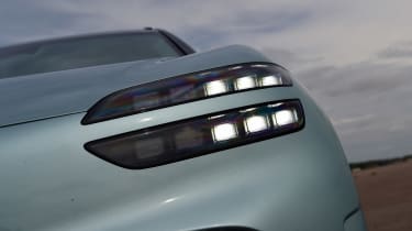 Genesis GV60 - headlights