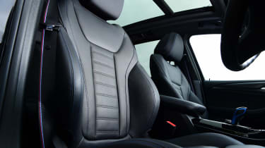 BMW iX3 - seats