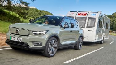 Volvo XC40 P8