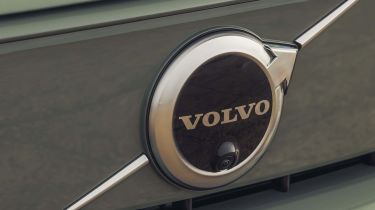 Volvo XC40 P8
