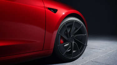 Tesla Model 3 Performance - wheel