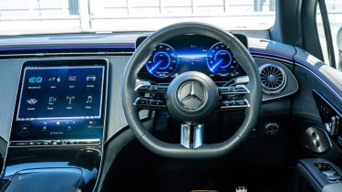 Mercedes EQS SUV - dashboard