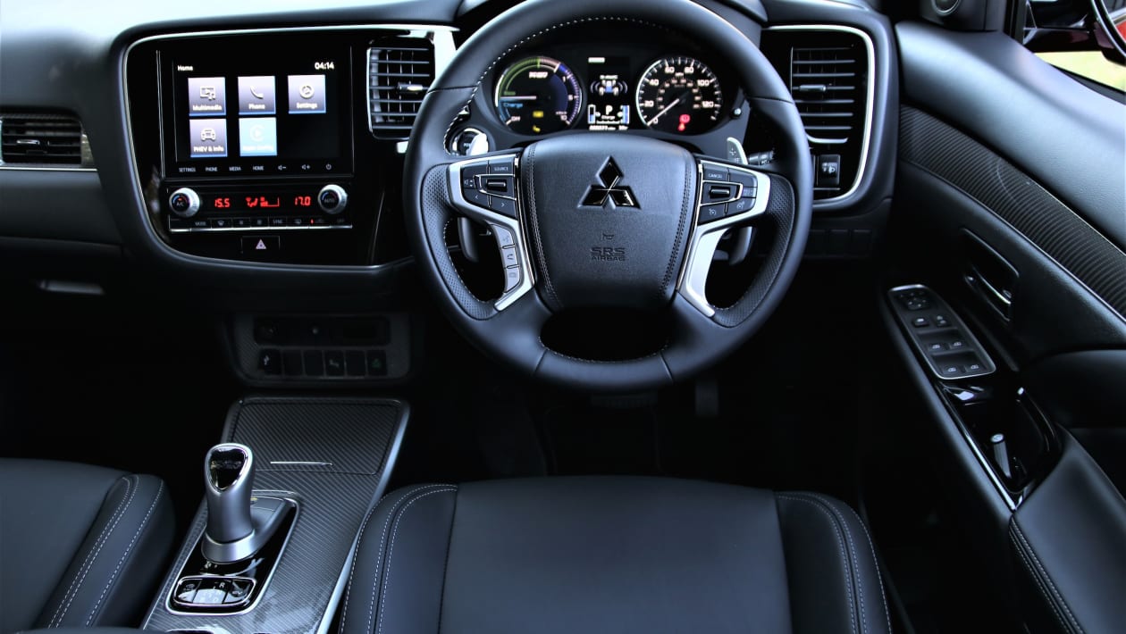 Apple carplay store mitsubishi outlander phev